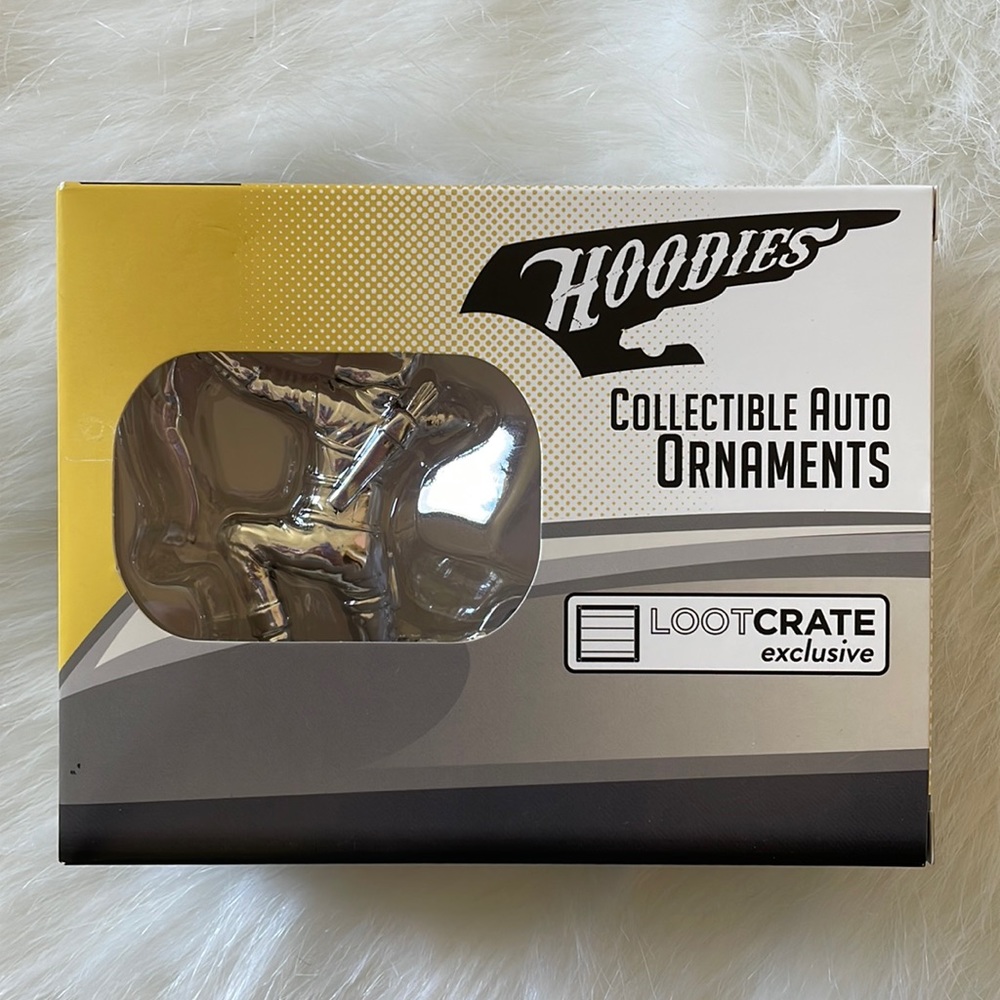 arrow auto ornament collectible